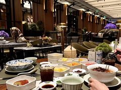 -浅深(世茂滨江精品店)