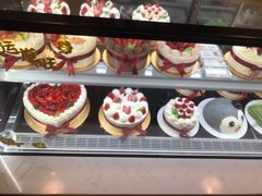 -花花卷卷·鲜食蛋糕(静安久光百货店)