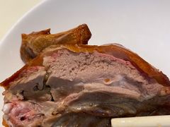 玻璃脆皮乳鸽-利苑酒家(金宝店)