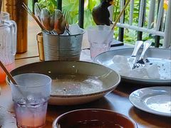 -植物园哈利亚餐厅