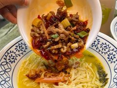 -李与白包子铺(桐梓林店)