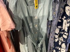 -荟品仓(青浦城市奥莱店)