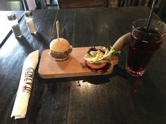 -Geneva日内瓦餐厅(西郊宝成花苑店)