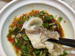 -丽江龙继斑鱼庄(罗宾森购物广场店)