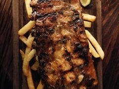 -Ribs & Burgers The Rocks