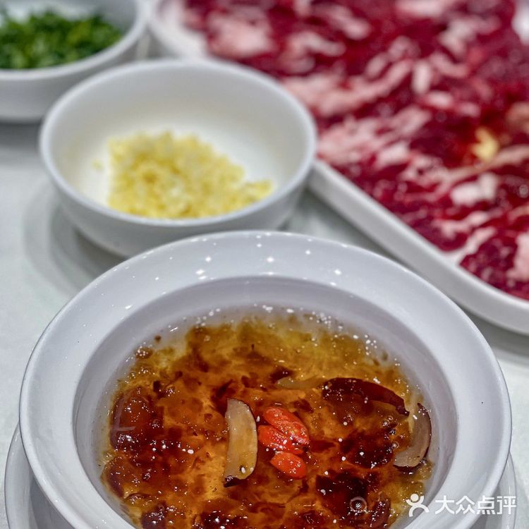 上海新开的！粥底火锅好好吃！