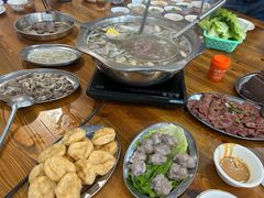 -牛一煲美食(江高店)