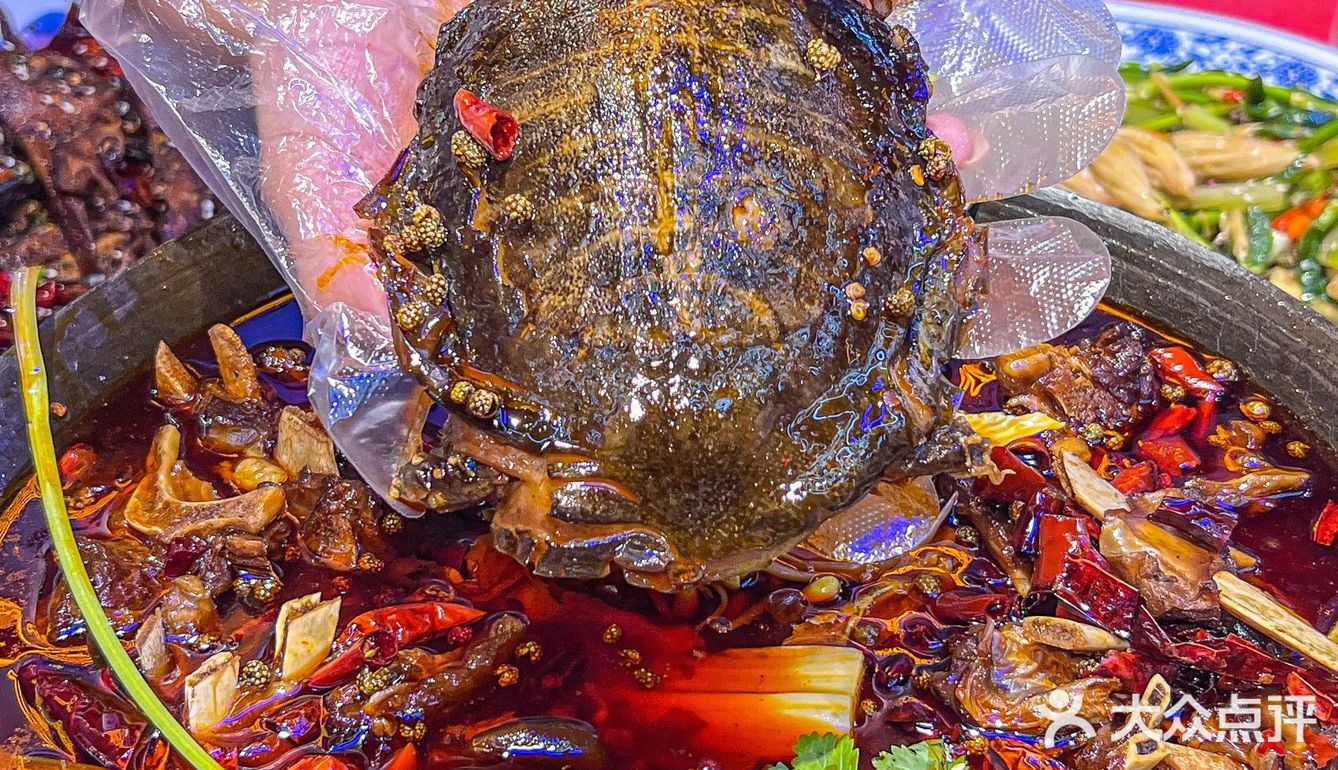 笑傲江湖菜不是网红但很火爆！！！