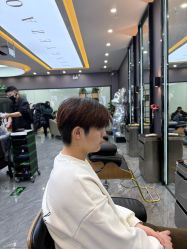 -藤野造型烫染·漂发