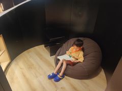 -涨巢·潮玩水疗局