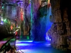 -泰安地下龙宫景区