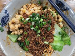 -丁丁猫重庆小面(徐州路店)