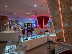 -巴黎三城(百联南方购物中心店)