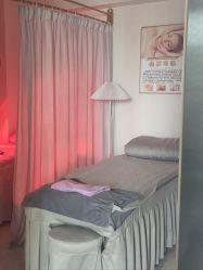 -舒雅美容SPA养生馆·面部清洁·肩颈疏通