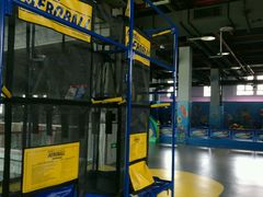 -蒙特利亲子乐园