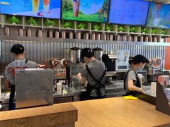-CoCo都可(湖滨银泰店B区店)