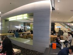 -喜茶(杭州滨江宝龙店)