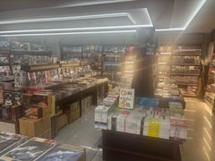 -新华书店(新街口旗舰店)