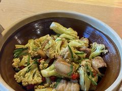 -小洞天柴火土菜馆