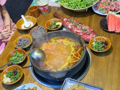 -贵厨酸汤牛肉(花果园国际中心店)
