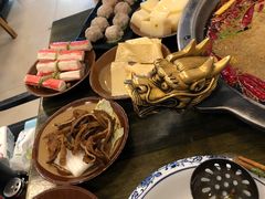 -黄潇洒老火锅(九眼桥宏济巷店)