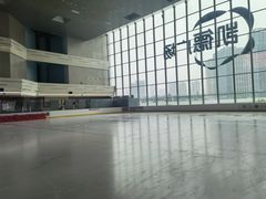 -冠军冰场CHAMPION RINK(凯德广场店)