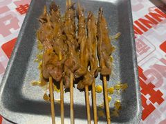 -威记烧嘢·南宁烧烤·超级生牛(绿地店)