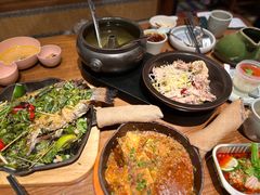 -云海肴·汽锅鸡·云南菜(天山百盛优客店)