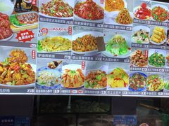 -乔家小院•非遗驴肉•本地小海鲜(滨河路店)