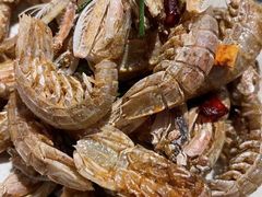 -三亚火车头万人海鲜广场