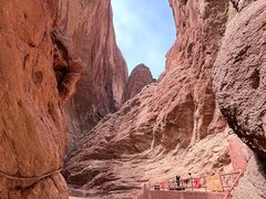 -天山神秘大峡谷