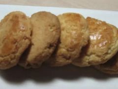 -红房子西点(汇联商厦天钥桥路店)