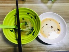 -胡记锅贴·沪上游子老鸭粉丝汤(太原路店)