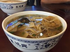 -朱鸿兴面馆(镇湖店)