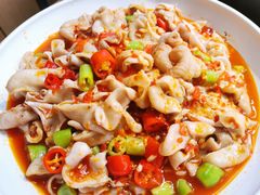 泡椒鱼杂手擀面-老板恋上鱼(恒隆广场店)