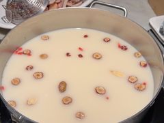 -尚尚仙·酸汤猪手·猪肚鸡火锅(华联万柳购物中心店)