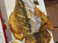 -赶海部落海鲜城(海阳路店)