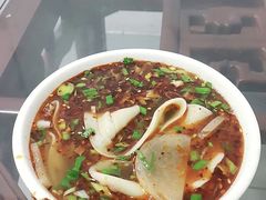 -牛一嘴·兰州牛肉面·大盘鸡(财富中心店)