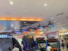 -反斗乐园π·电玩·高空拓展·蹦床(龙华天虹店)