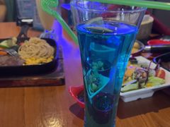 -豪客嘉族·麦尼顿西餐厅(乐福天下店)