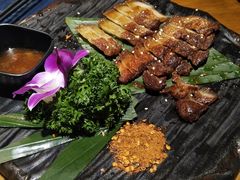 纳西烤山猪-觅山云南菜(泊富ICITY店)