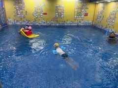 -贝贝鲸亲子游泳俱乐部(富城商楼店)