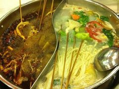 -佰人王串串香火锅(洋珠巷店)