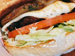波特菇牛肉特堡-The Habit Burger Grill 哈比特汉堡(世博店)