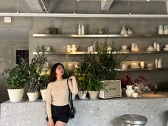 -洪小鹏生活美学馆(领SHOW天地店)