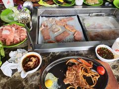-新艺自助美食城(中山路店)