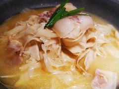 -蜜桃餐厅·伴山(湖滨商业街店)