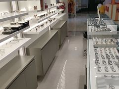 -镜客眼镜(浦江欢乐颂店)