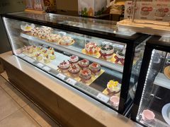 -花花卷卷·鲜食蛋糕(静安久光百货店)