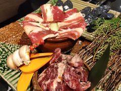 -山川小町·极番烧肉(新地假日广场店)